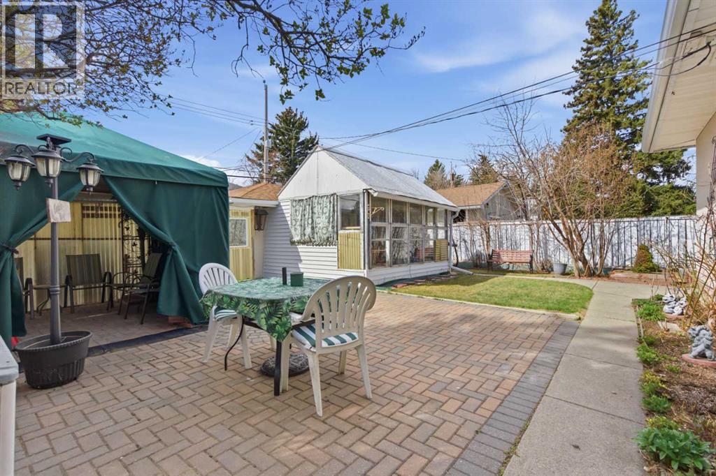 6215 Thorncliffe Drive Nw, Calgary, Alberta  T2K 3A6 - Photo 31 - A2308292