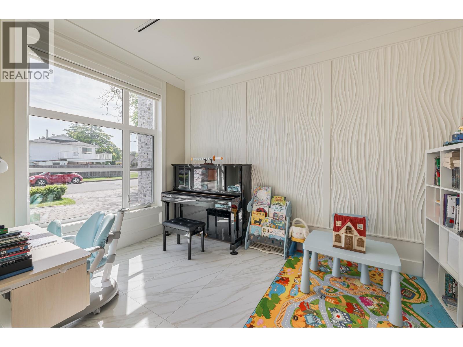 8511 Sierpina Drive, Richmond, British Columbia  V7A 4M8 - Photo 9 - R3123181