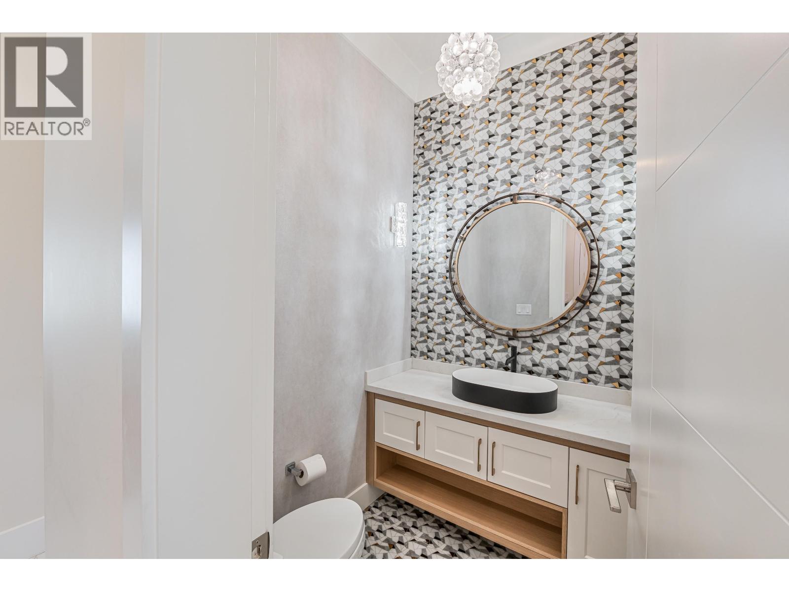 8511 Sierpina Drive, Richmond, British Columbia  V7A 4M8 - Photo 19 - R3123181