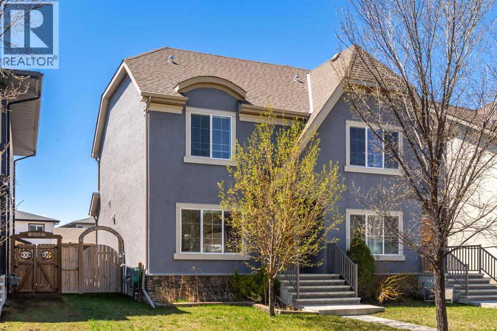 648 Mahogany Boulevard SE, Calgary, Alberta