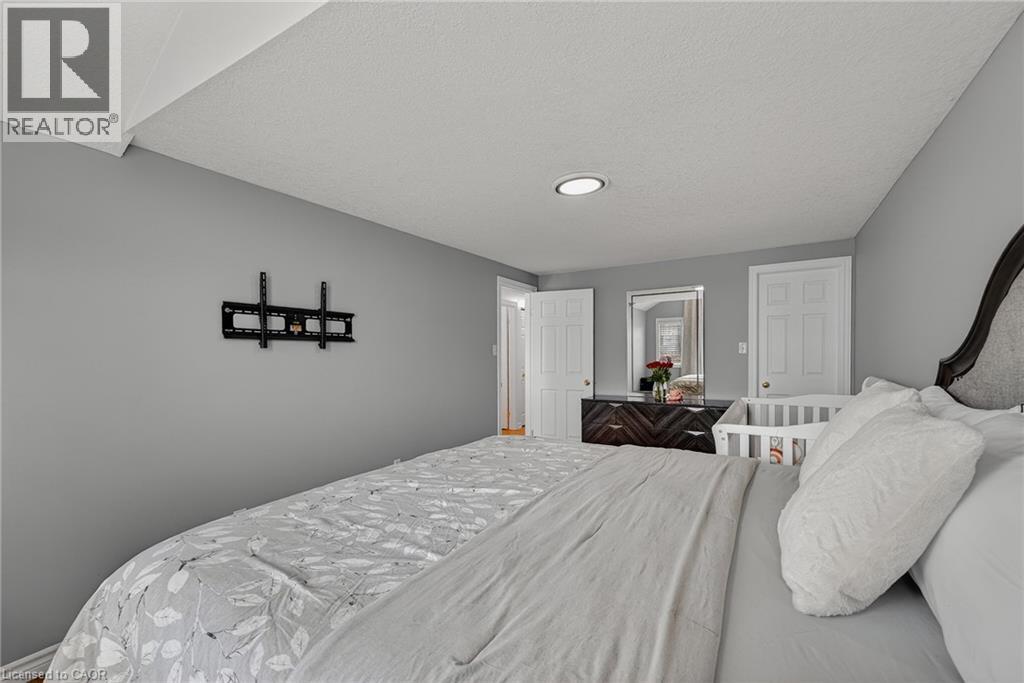 512 Snowdrop Court, Kitchener, Ontario  N2E 4G4 - Photo 20 - 40829433