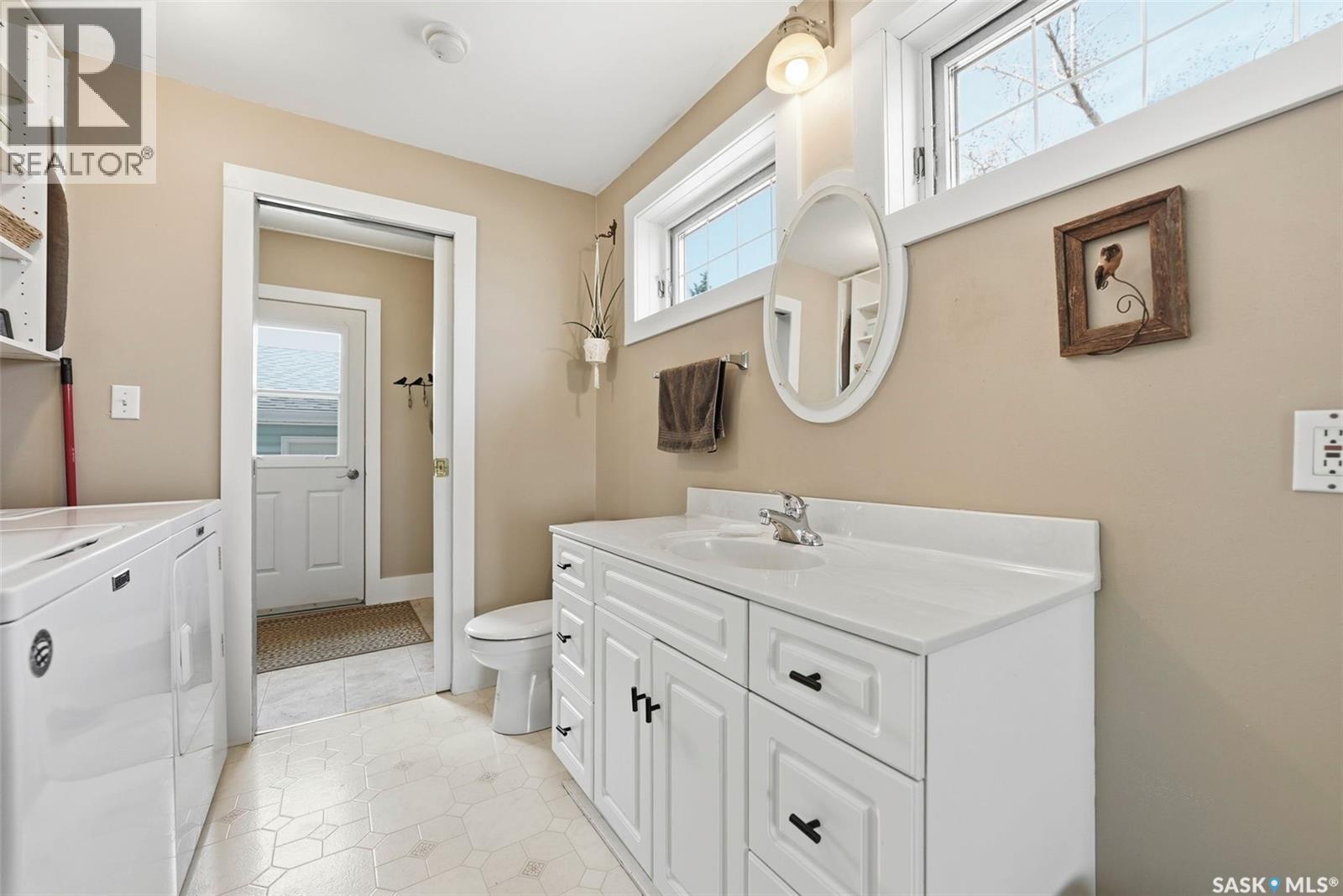 62 Antrim Street, Lanigan, Saskatchewan  S0K 2M0 - Photo 18 - SK035760