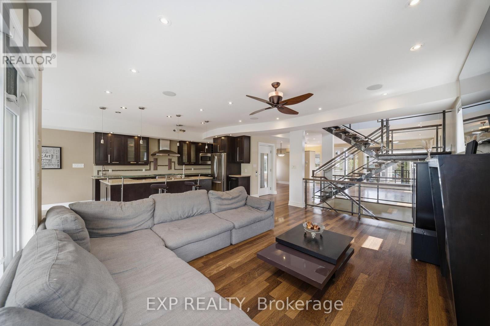 1356 Louis Lane, Ottawa, Ontario  K1B 3N5 - Photo 10 - X13125742