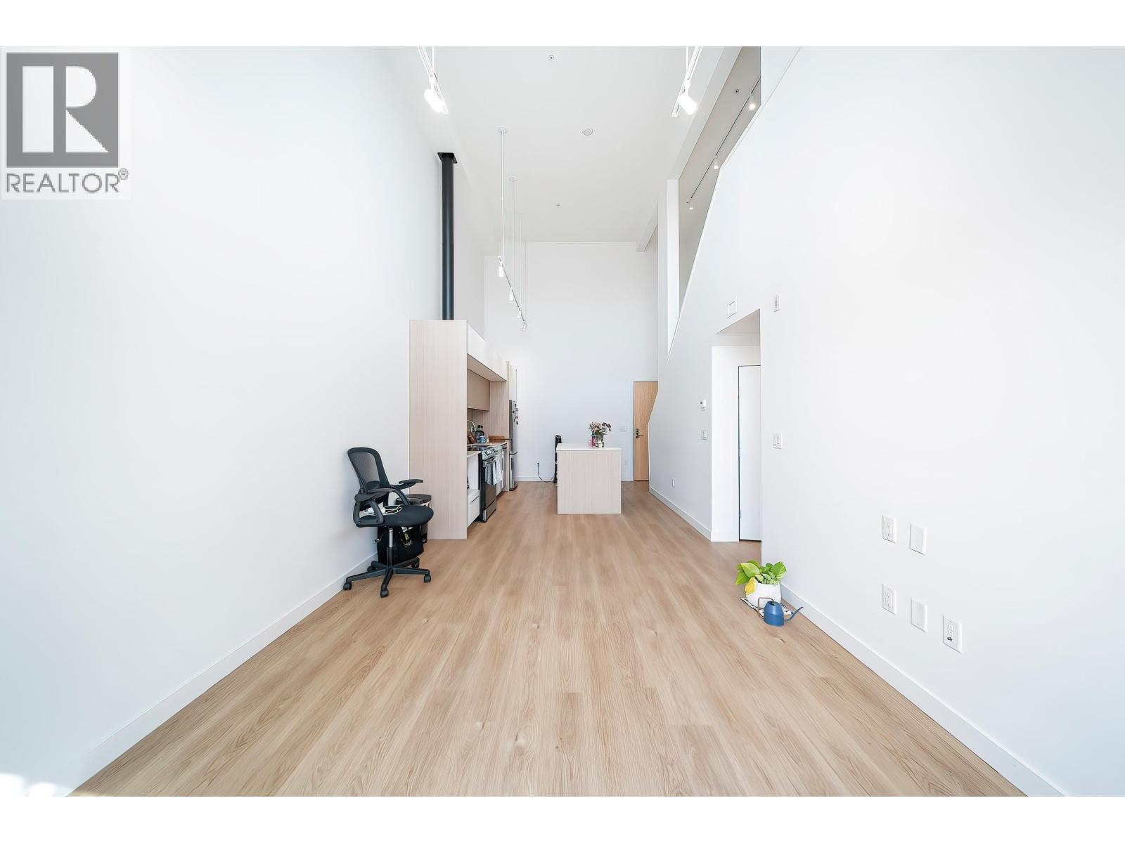 307 9888 University Crescent, Burnaby, British Columbia  V5A 0G4 - Photo 11 - R3122975