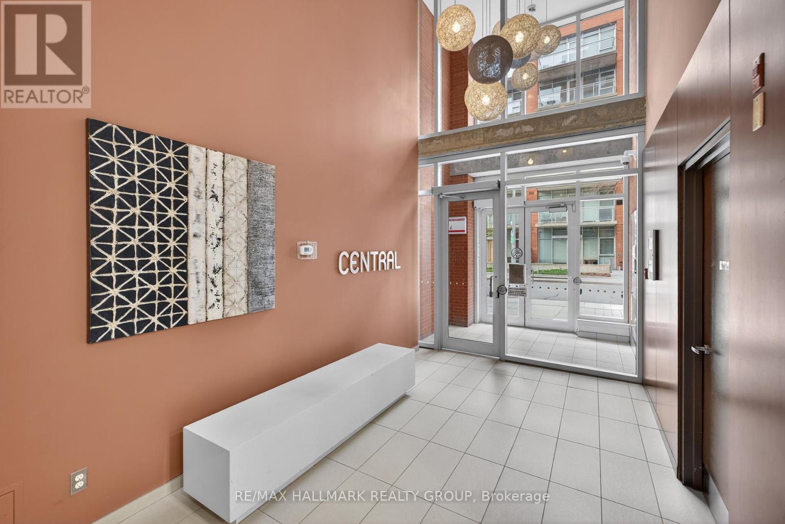 634 - 349 Mcleod Street, Ottawa, Ontario  K2P 0S1 - Photo 3 - X13125774