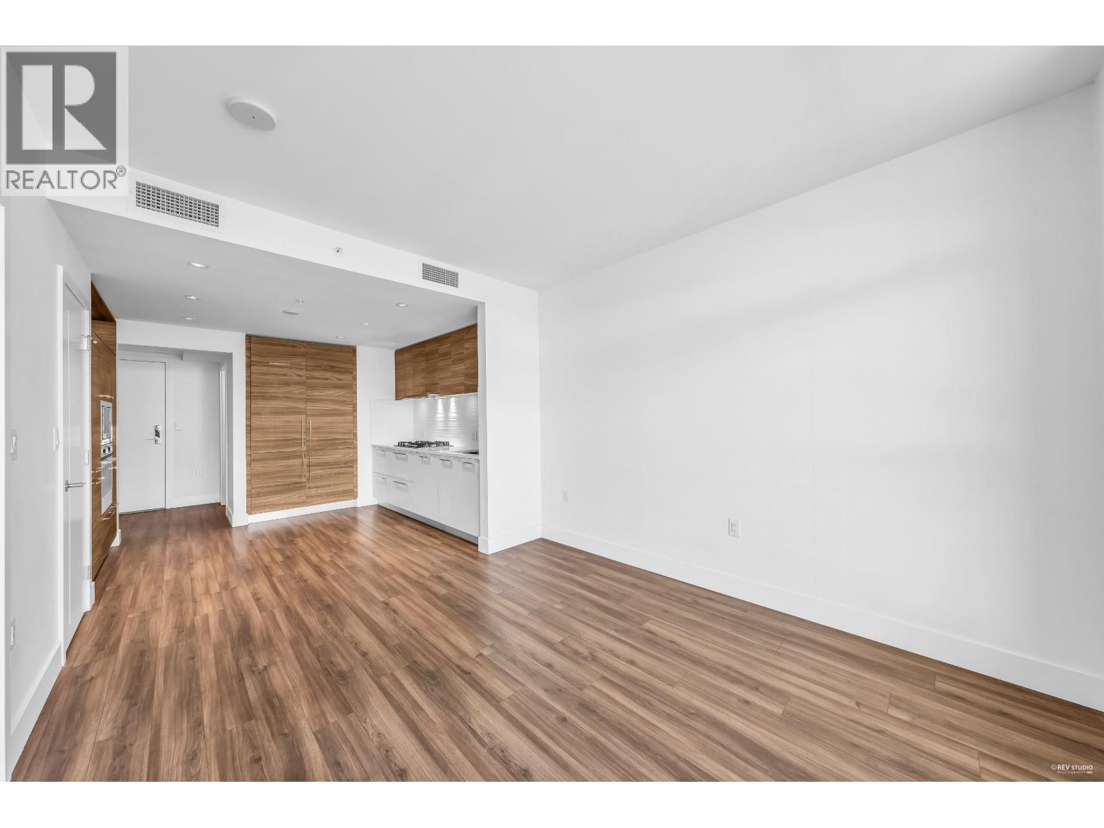 703 7303 Noble Lane, Burnaby, British Columbia V3N 0H2 - Photo 4 - R3123317