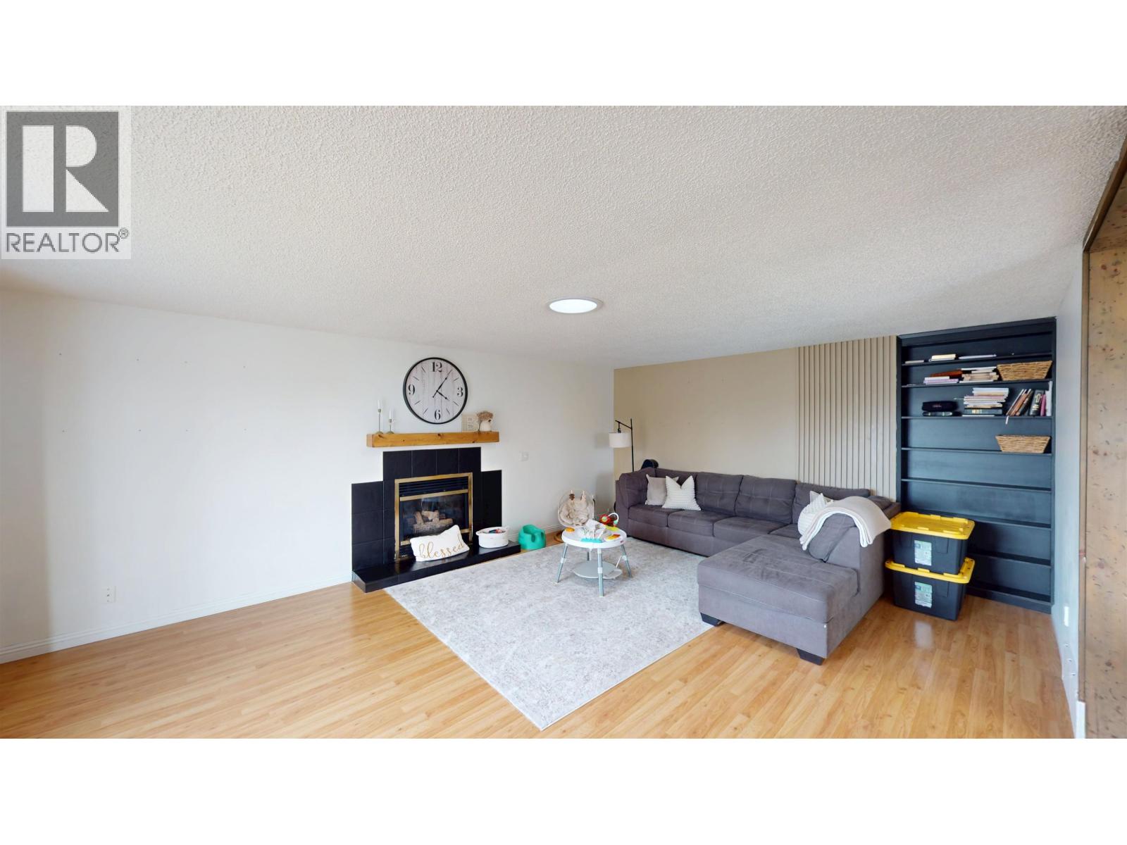 9219 103 Avenue, Fort St. John, British Columbia  V1J 2G6 - Photo 4 - R3081355