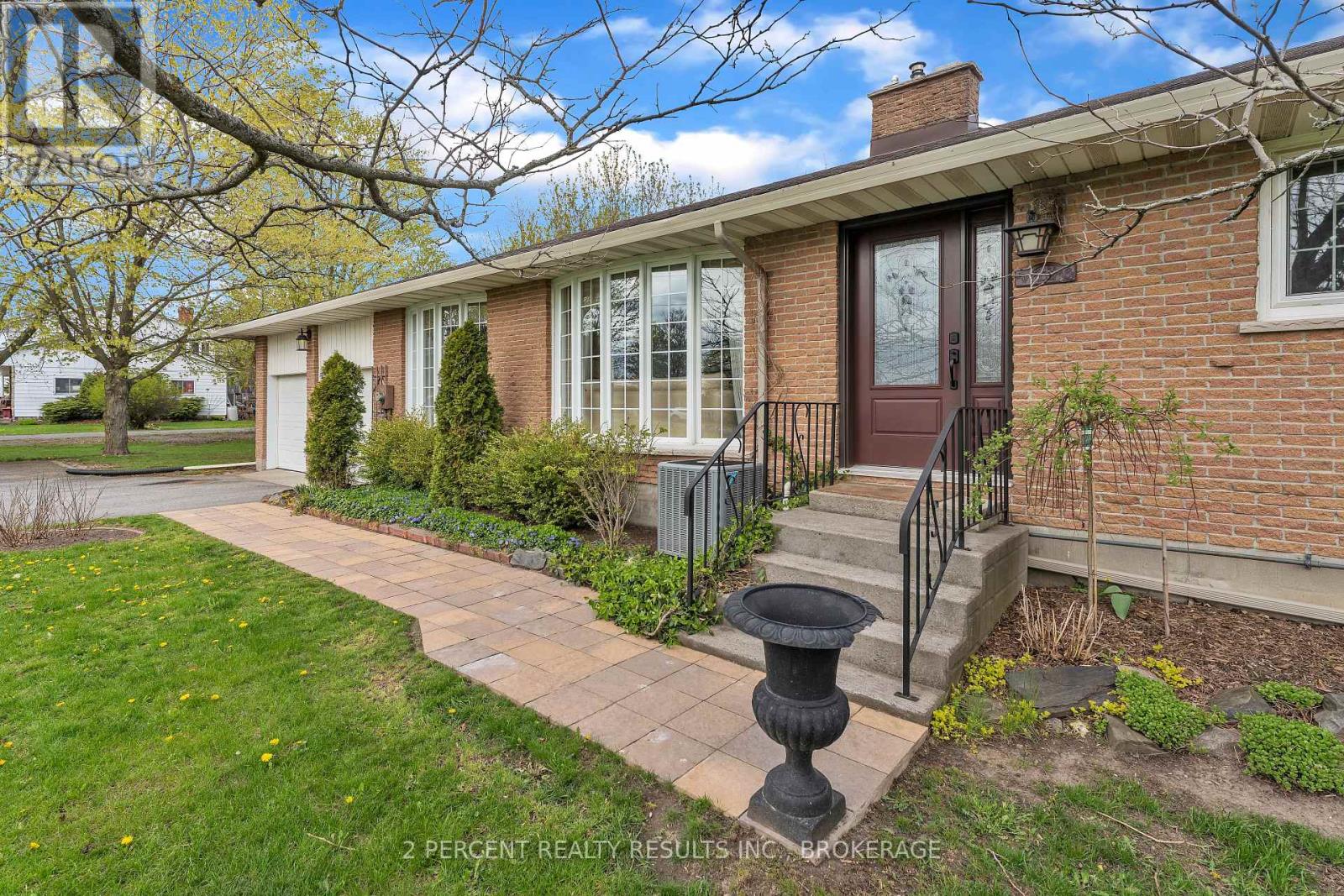 1055 Casey Road, Belleville, Ontario  K8N 4Z6 - Photo 3 - X13125814
