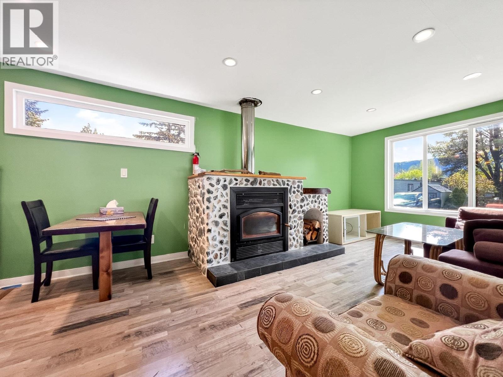 39 40157 GOVERNMENT ROAD, Squamish, British Columbia