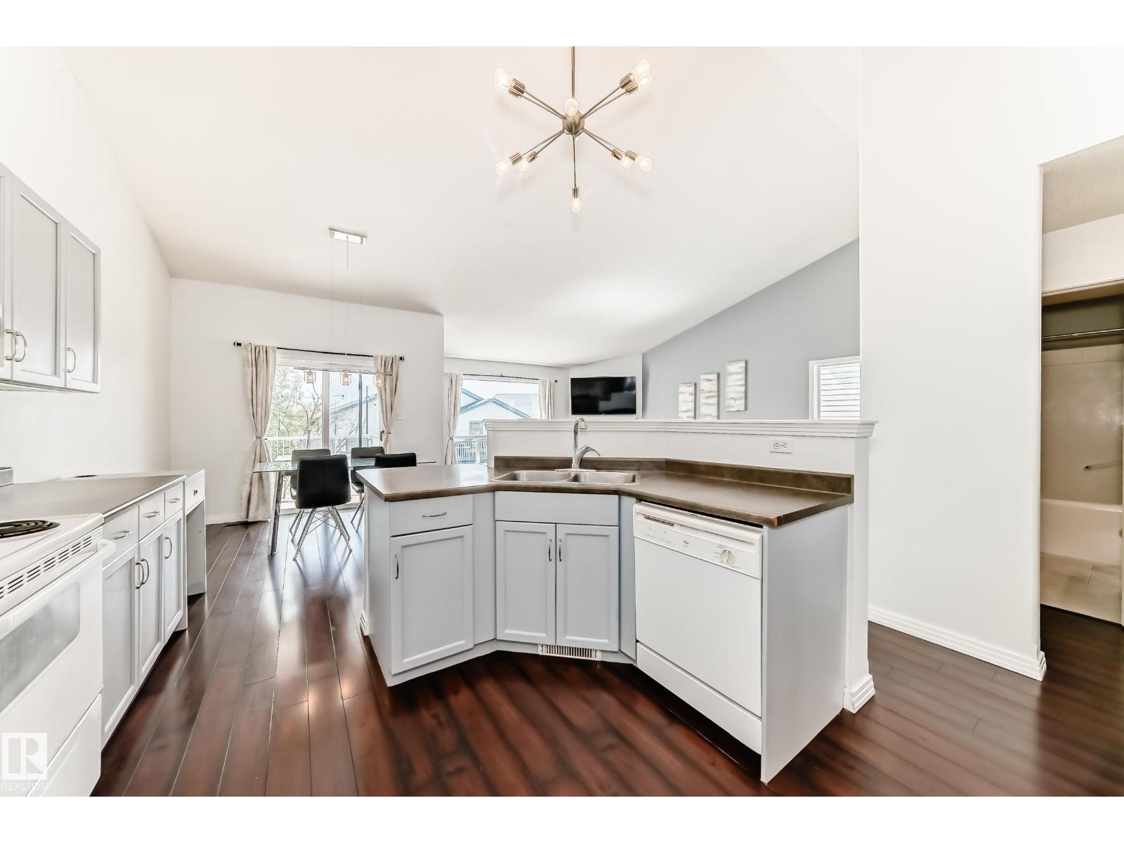 4823 147 Av Nw, Edmonton, Alberta  T5Y 2X2 - Photo 13 - E4487552