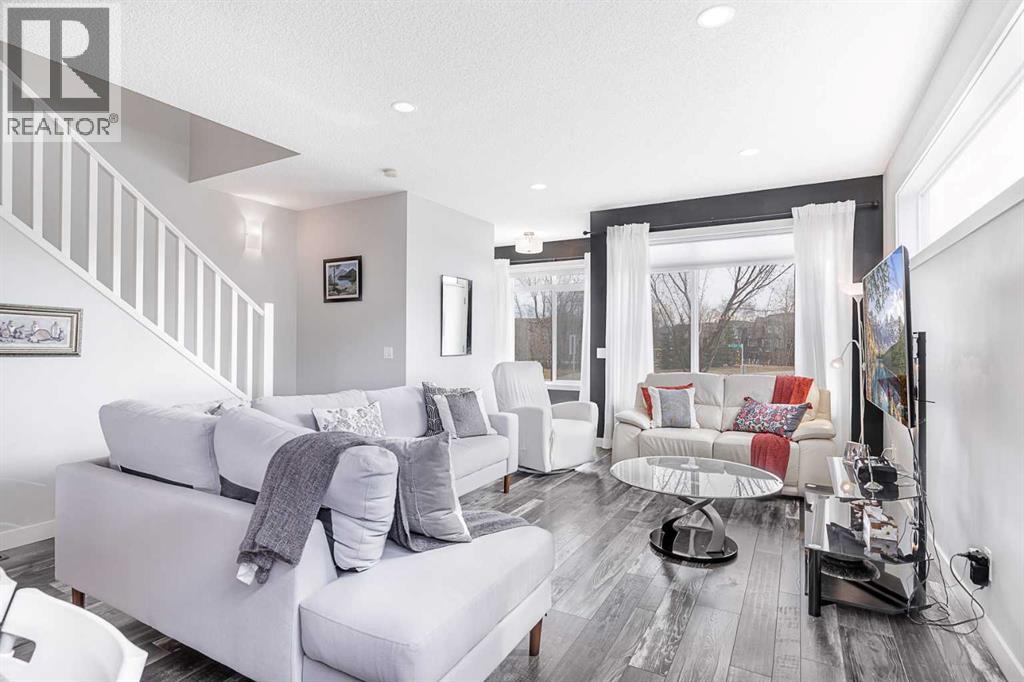 134 Walgrove Drive SE, Calgary, Alberta  T2X 2H6 - Photo 2 - A2298427