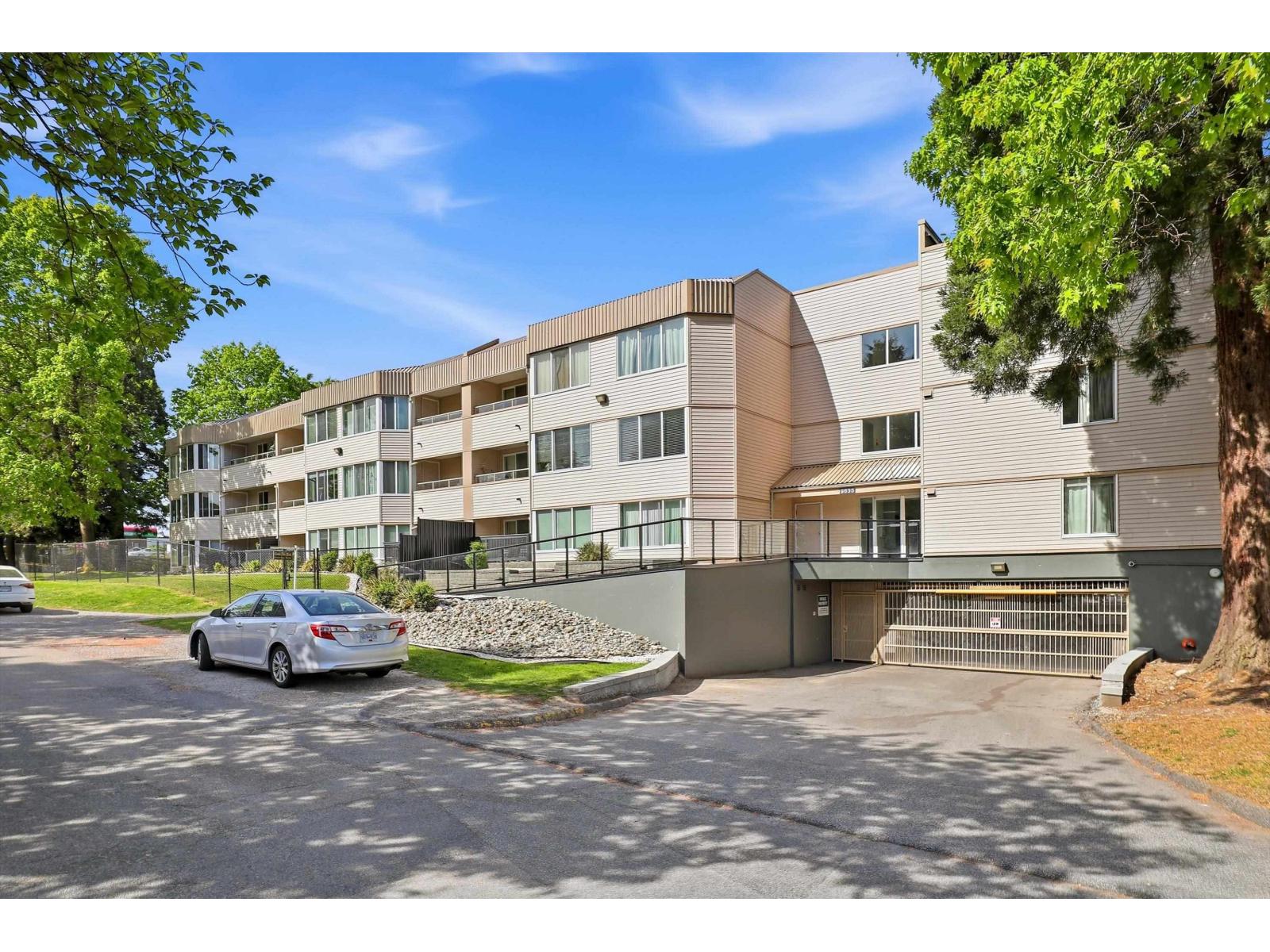 101 9635 121 STREET, Surrey, British Columbia