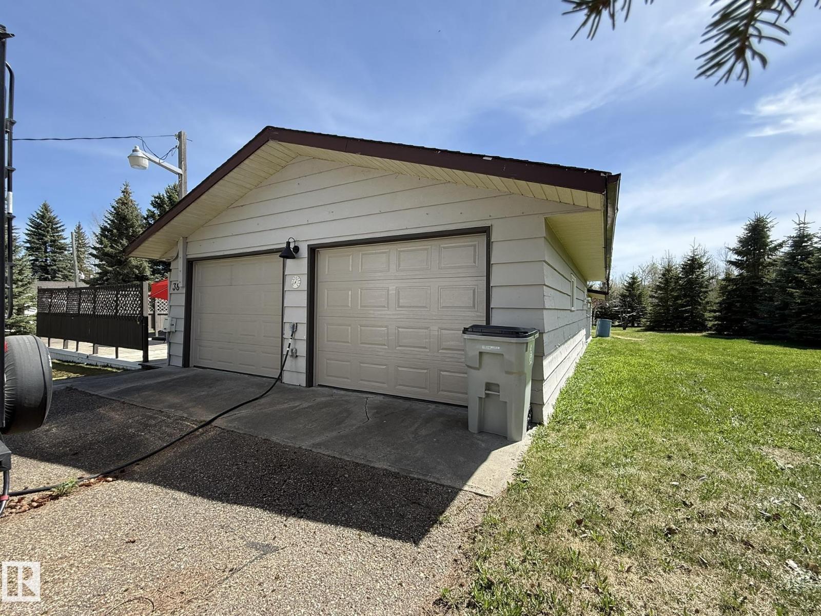 38 Lakeshore Dr, Rural Wetaskiwin County, Alberta  T0C 2V0 - Photo 28 - E4487554