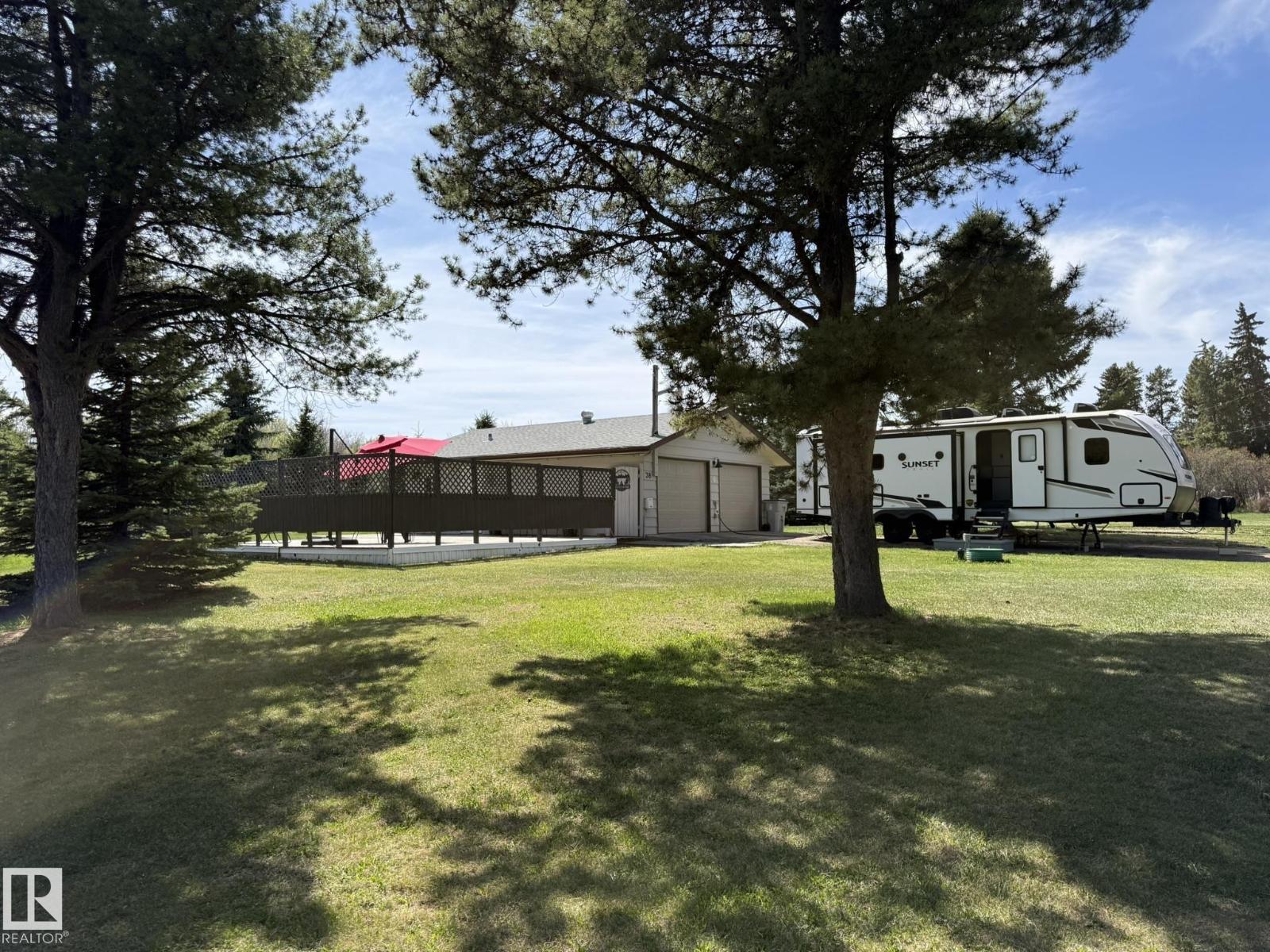 38 Lakeshore Dr, Rural Wetaskiwin County, Alberta  T0C 2V0 - Photo 30 - E4487554