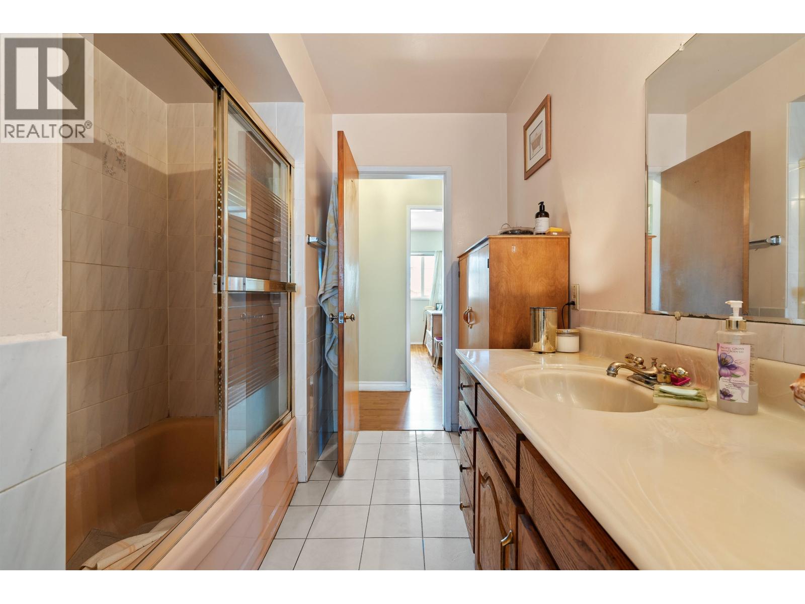 6949 Jubilee Avenue, Burnaby, British Columbia  V5J 4B4 - Photo 13 - R3123498
