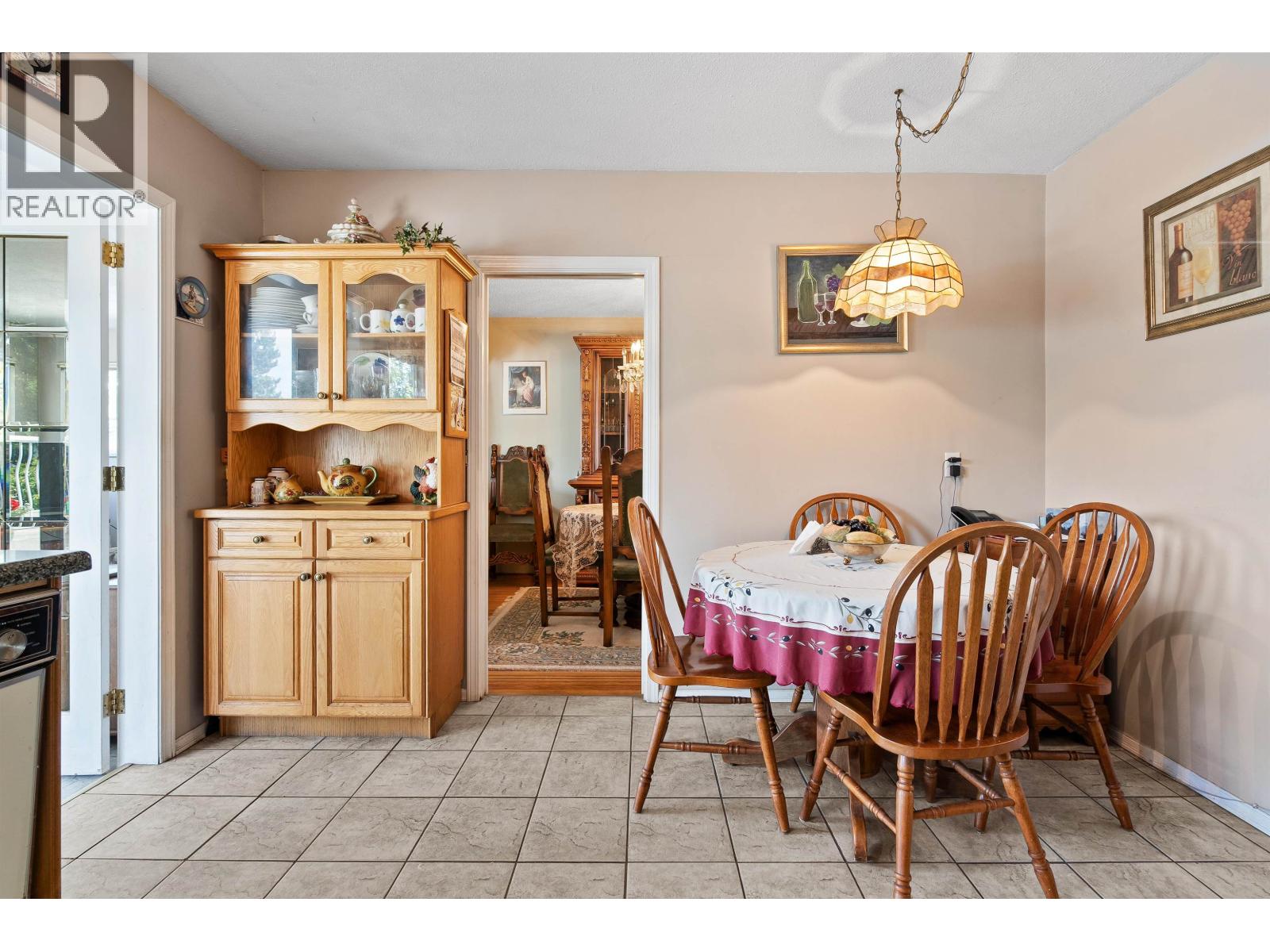 6949 Jubilee Avenue, Burnaby, British Columbia  V5J 4B4 - Photo 10 - R3123498