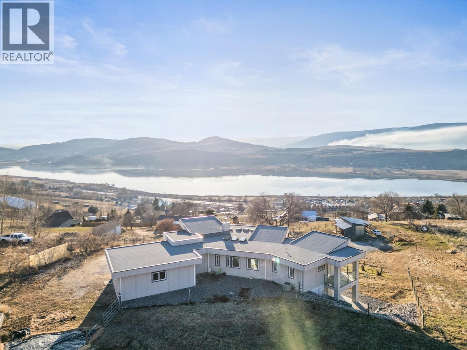 7697 Baker Hogg Road, Vernon, British Columbia  V1B 3S3 - Photo 1 - 10379548