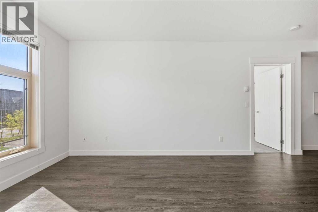 121, 15 Aspenmont Heights SW, Calgary, Alberta  T3H 0E3 - Photo 7 - A2289784