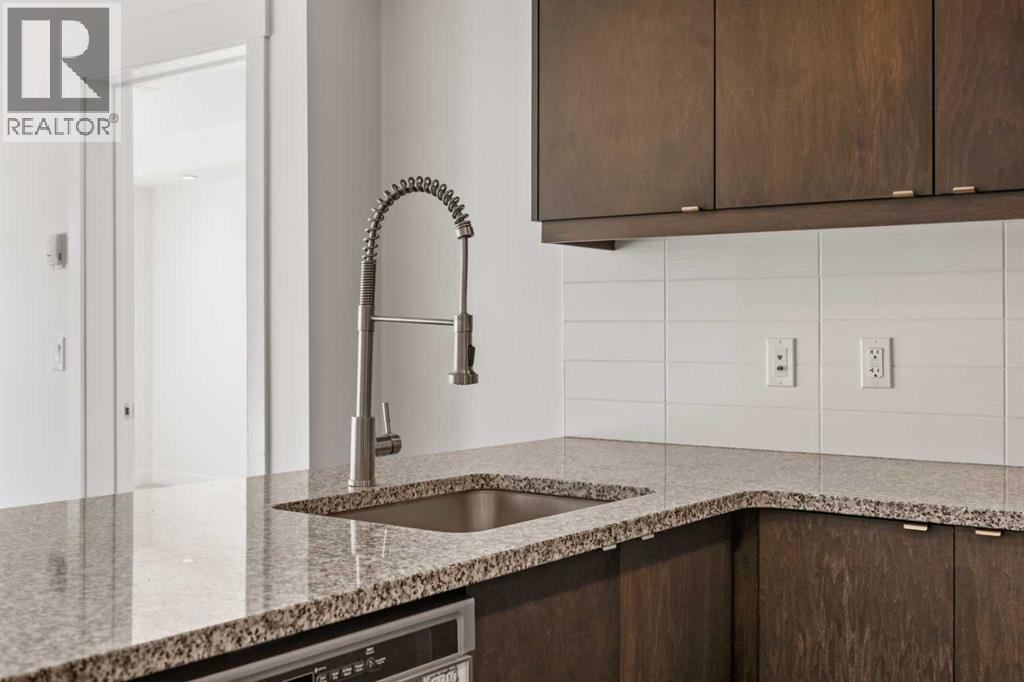 121, 15 Aspenmont Heights SW, Calgary, Alberta  T3H 0E3 - Photo 12 - A2289784