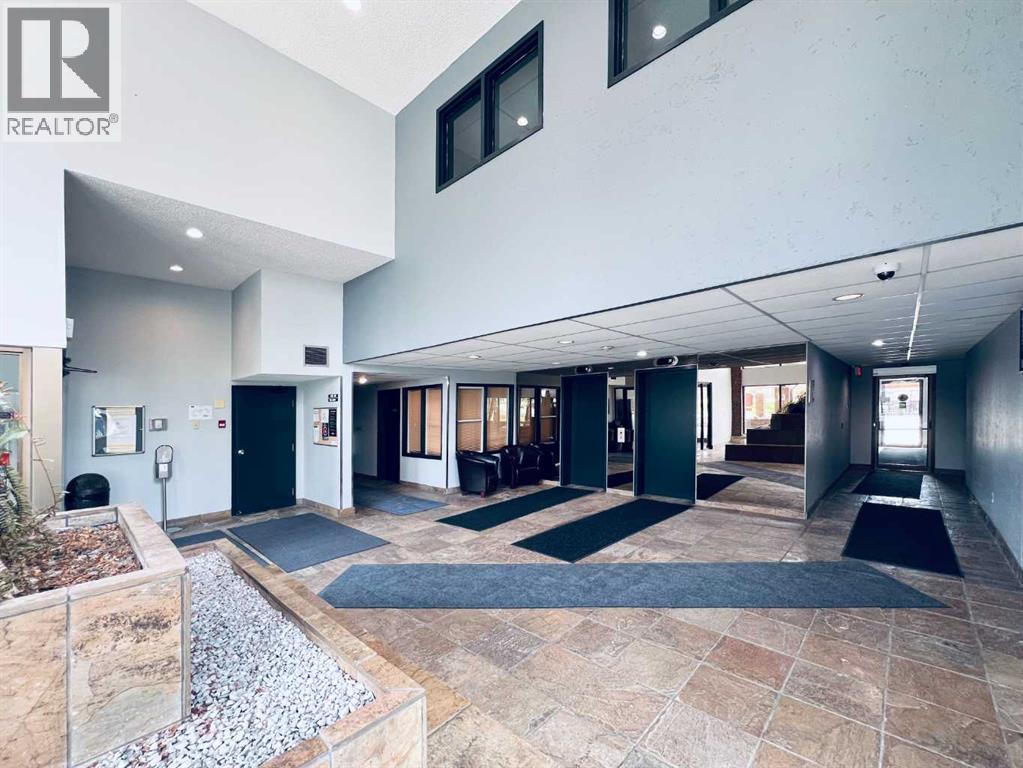 114, 550 Westwood Drive SW, Calgary, Alberta  T3E 3V6 - Photo 2 - A2310328