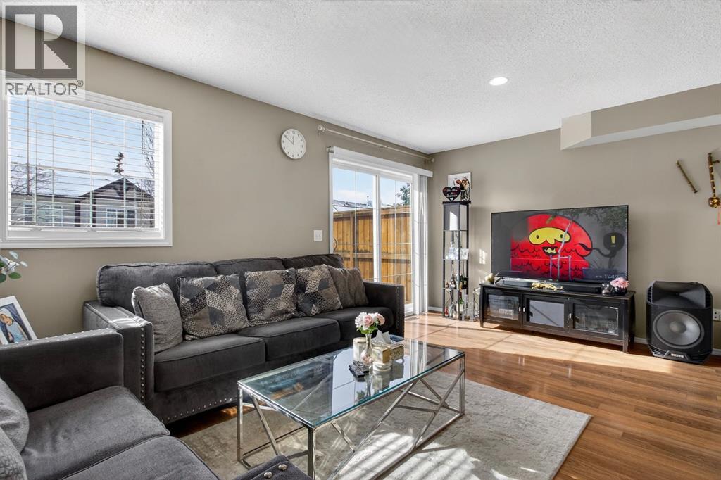 113 Country Village Lane Ne, Calgary, Alberta  T3K 0E8 - Photo 12 - A2295524