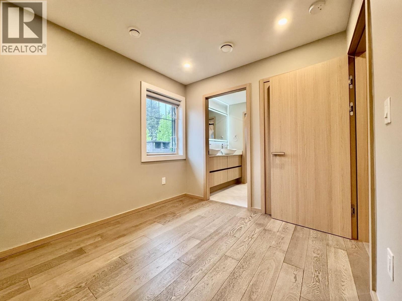 5218 Rupert Street, Vancouver, British Columbia  V5R 2J9 - Photo 12 - R3123476