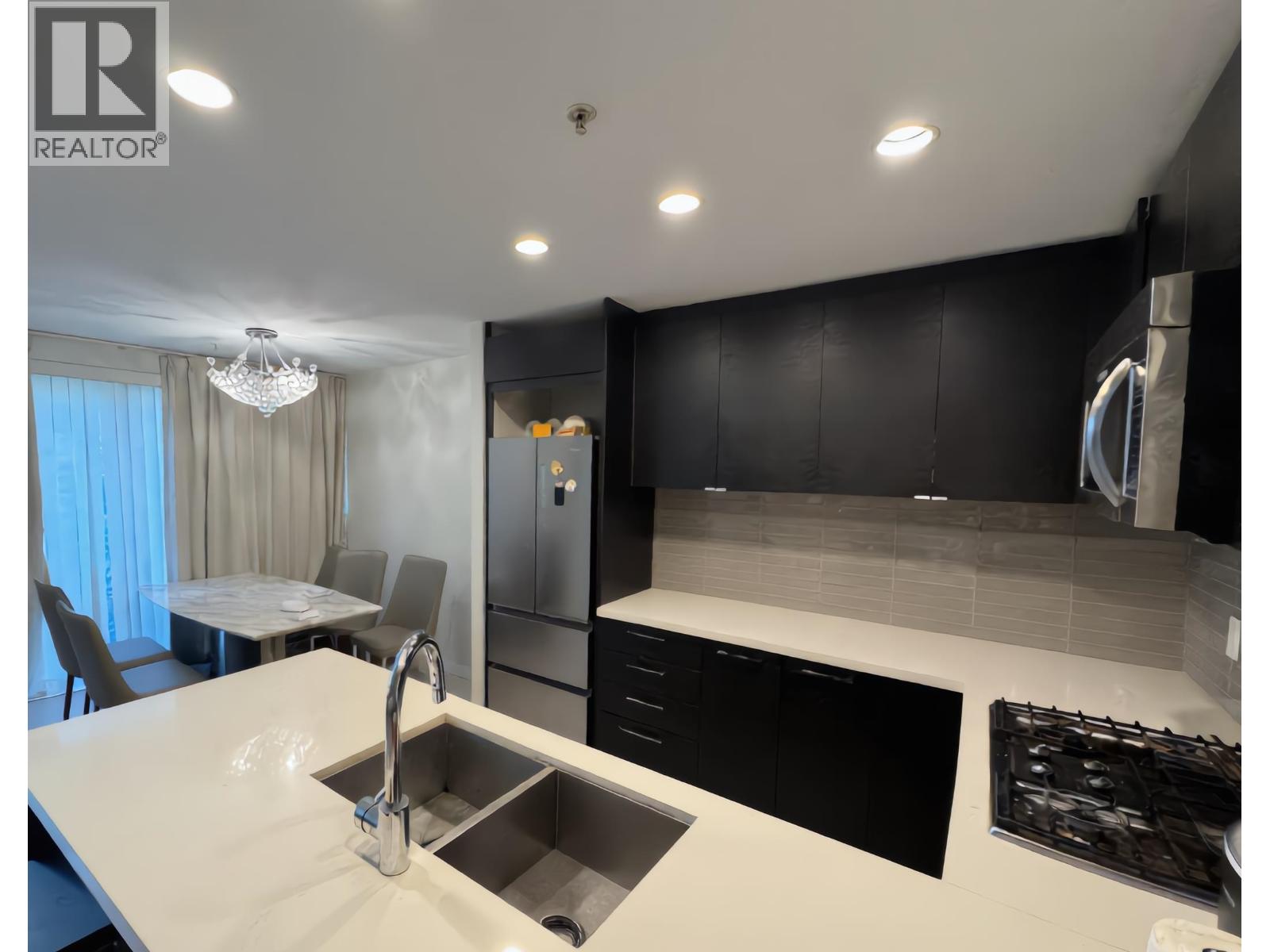 6515 Nelson Avenue, Burnaby, British Columbia V5H 0C2 - Photo 6 - R3122998