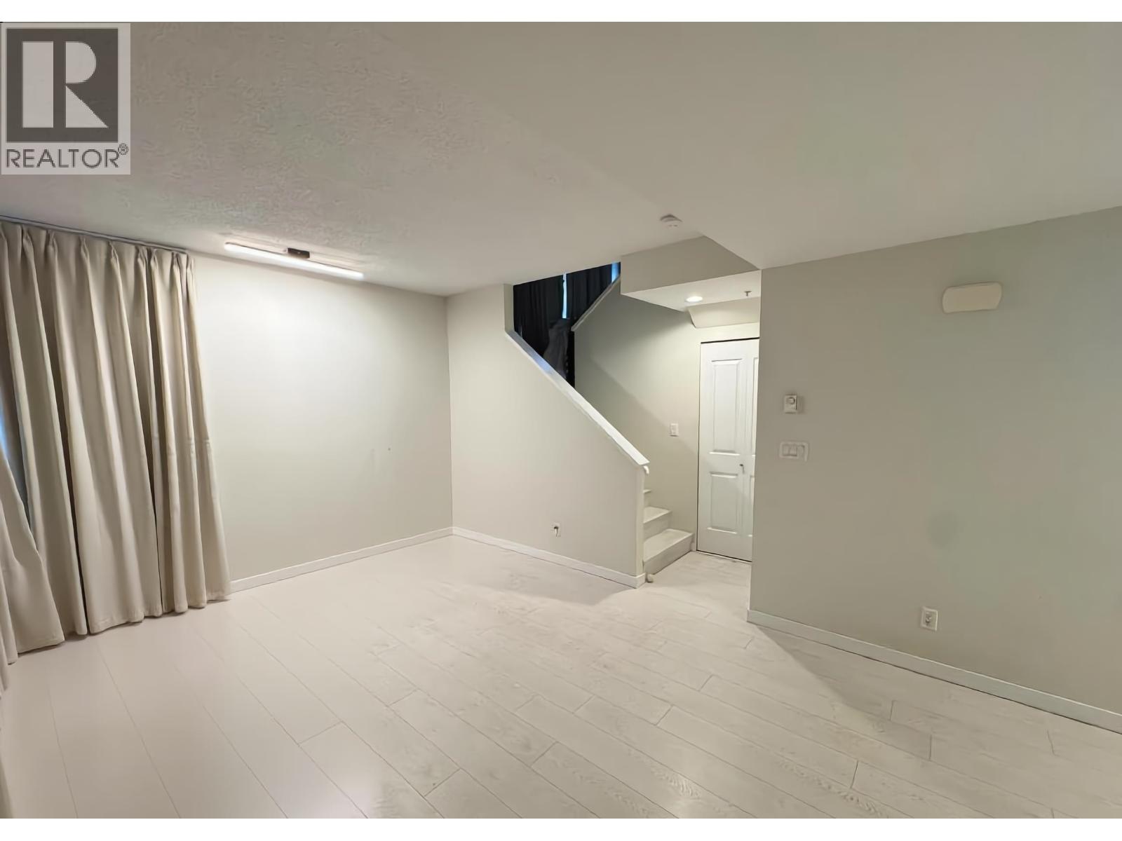 6515 Nelson Avenue, Burnaby, British Columbia V5H 0C2 - Photo 7 - R3122998