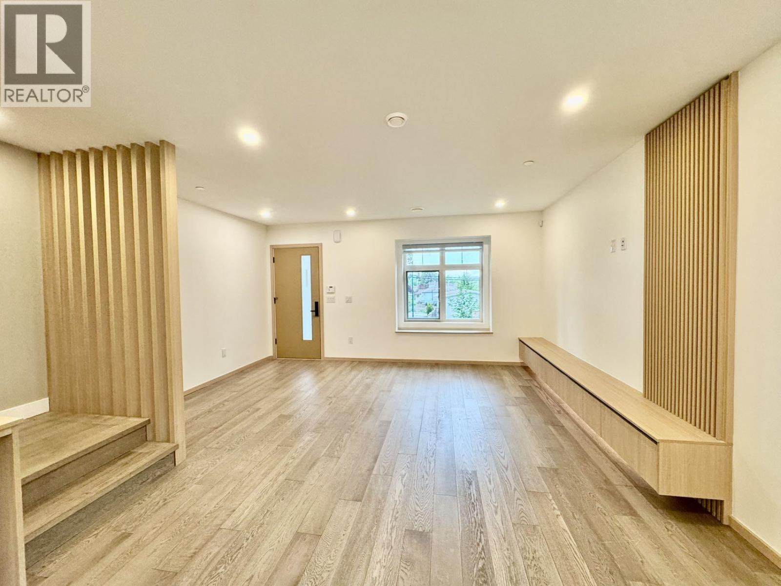 5216 Rupert Street, Vancouver, British Columbia  V5R 2J9 - Photo 4 - R3119306
