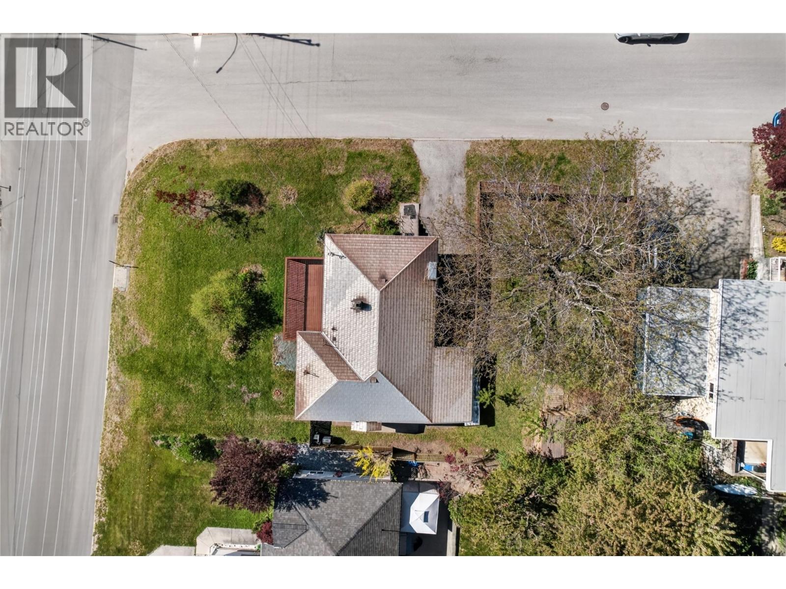 902 Gore Street, Nelson, British Columbia  V1L 5C9 - Photo 48 - 10387403