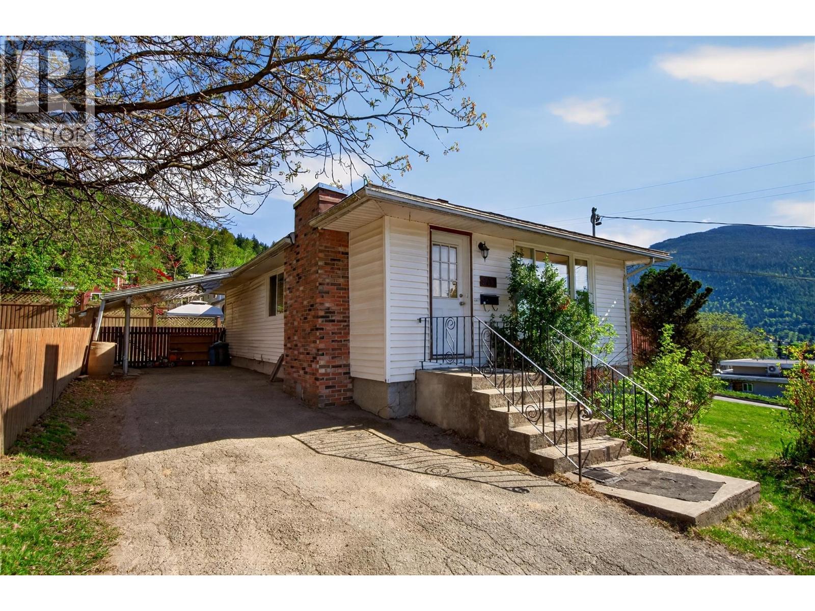 902 Gore Street, Nelson, British Columbia  V1L 5C9 - Photo 43 - 10387403