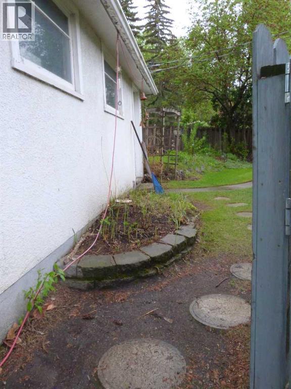 3205 4 Street SW, Calgary, Alberta  T2S 1Y1 - Photo 9 - A2277076
