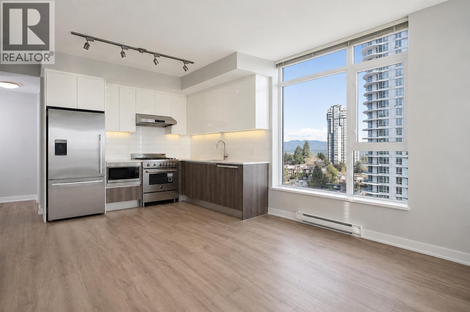 908 4900 Lennox Lane, Burnaby, British Columbia  V5H 0G9 - Photo 8 - R3123361