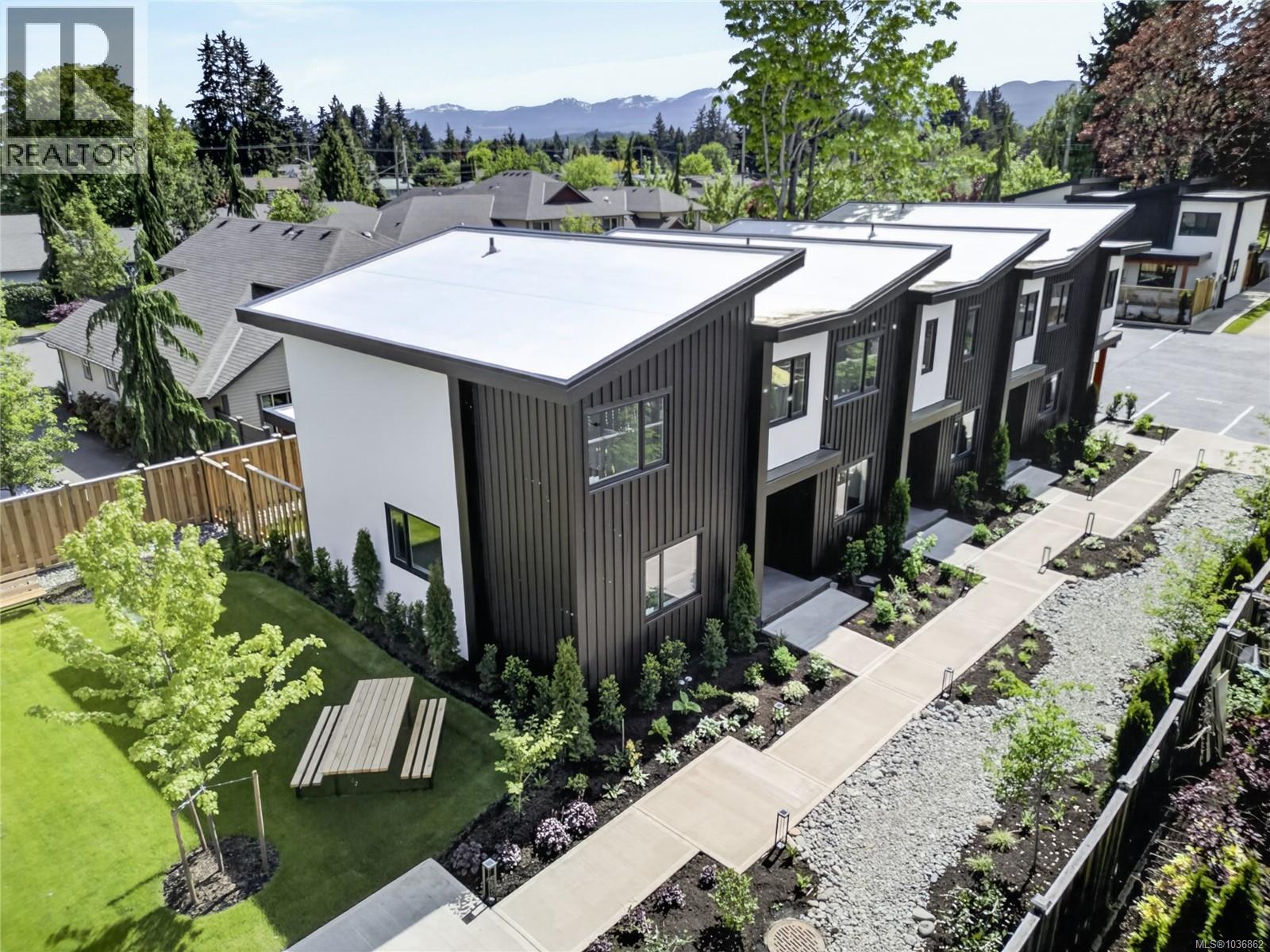 4 1590 Piercy Ave, Courtenay, British Columbia  V9N 3E9 - Photo 4 - 1036862