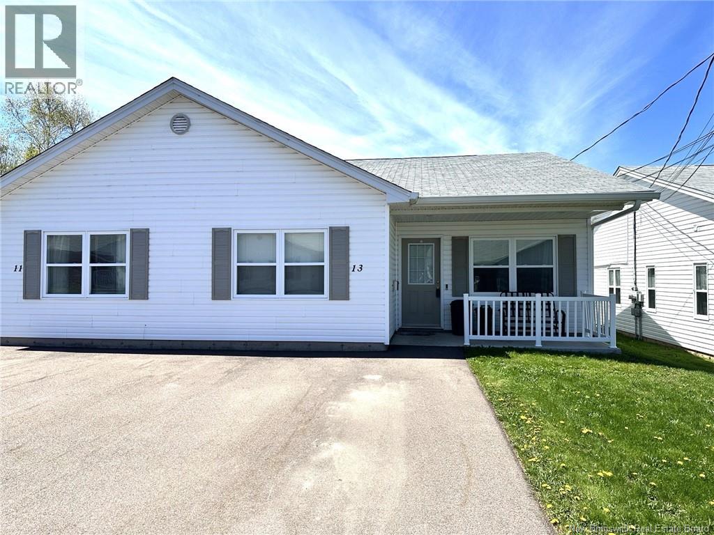 13 Maple Trail Lane, Riverview, New Brunswick  E1B 5K3 - Photo 2 - NB127042