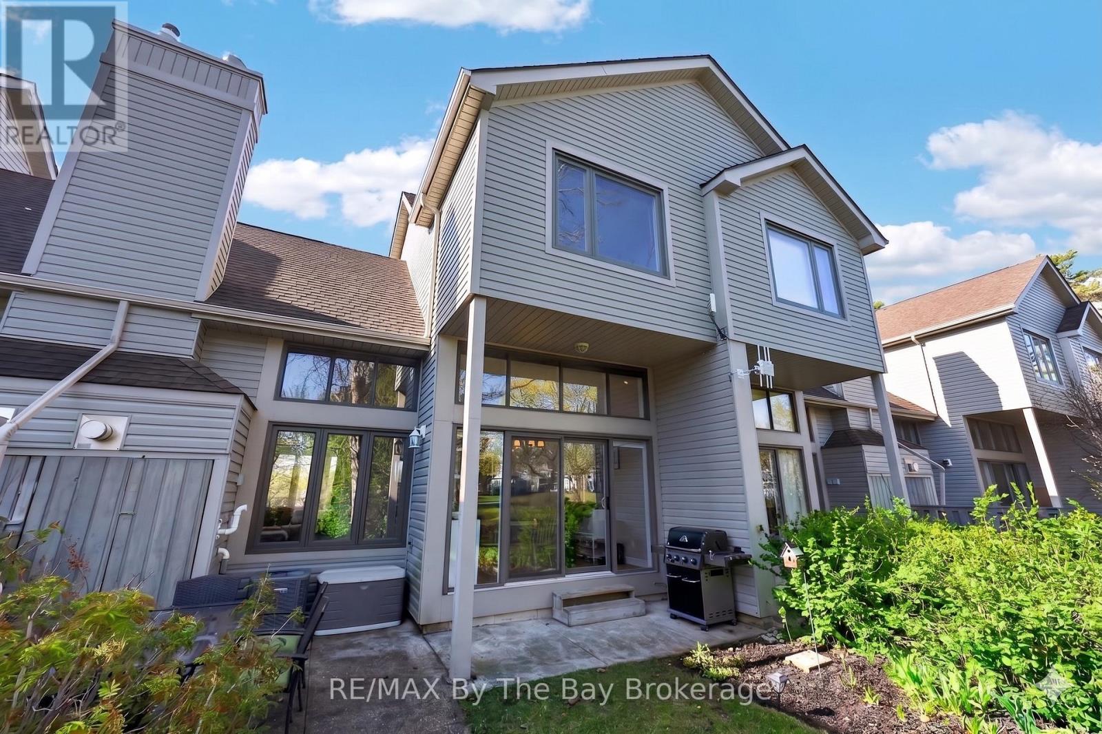 43 TRAFALGAR ROAD, Collingwood, Ontario