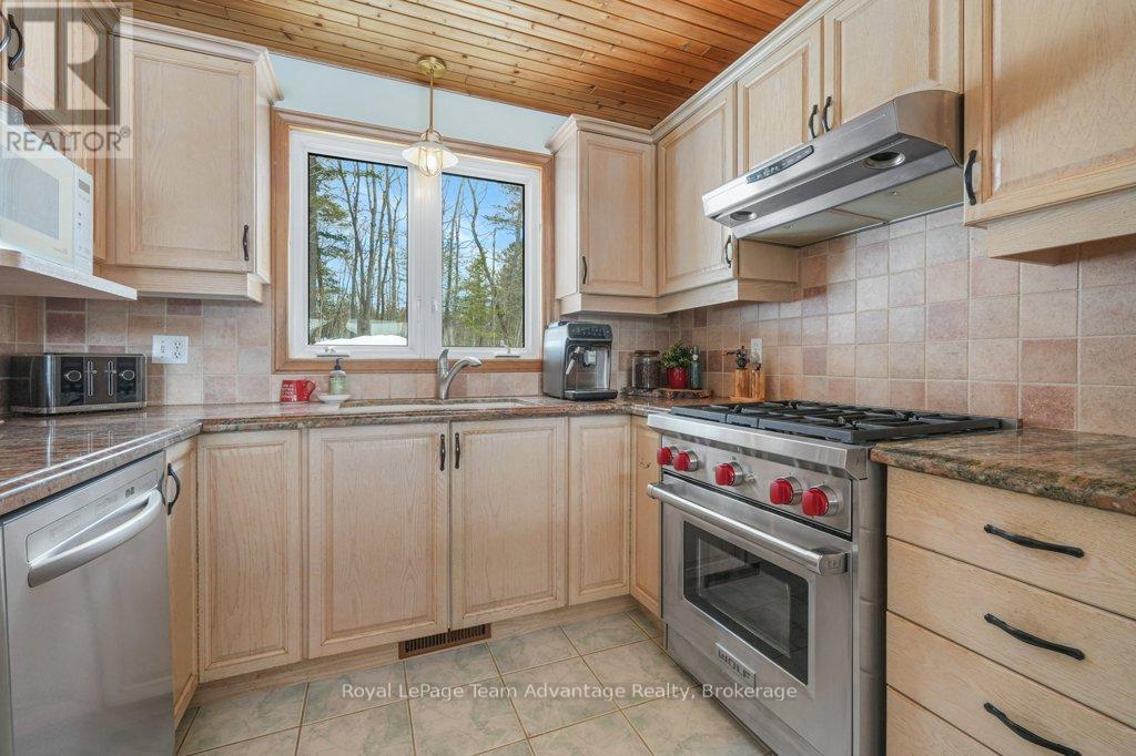 10 3rd Concession Road, Carling, Ontario  P0G 1G0 - Photo 15 - X12925790