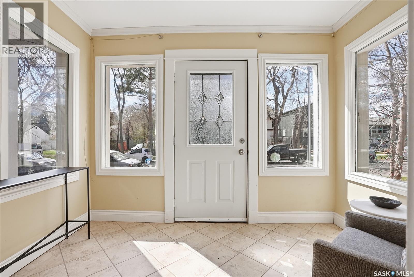 1715 Coy Avenue, Saskatoon, Saskatchewan  S7M 0H8 - Photo 4 - SK035871