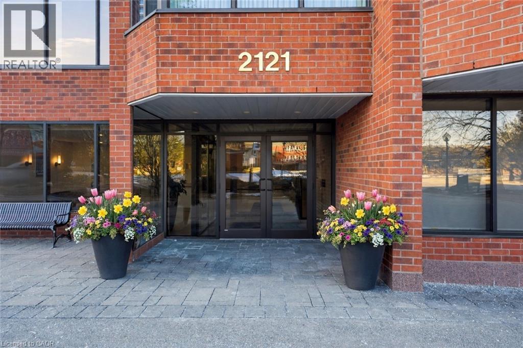 2121 LAKESHORE Road Unit# 405, Burlington, Ontario