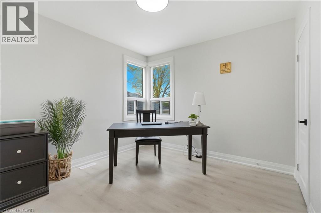 101 Corman Avenue, Stoney Creek, Ontario  L8G 3W3 - Photo 21 - 40826739