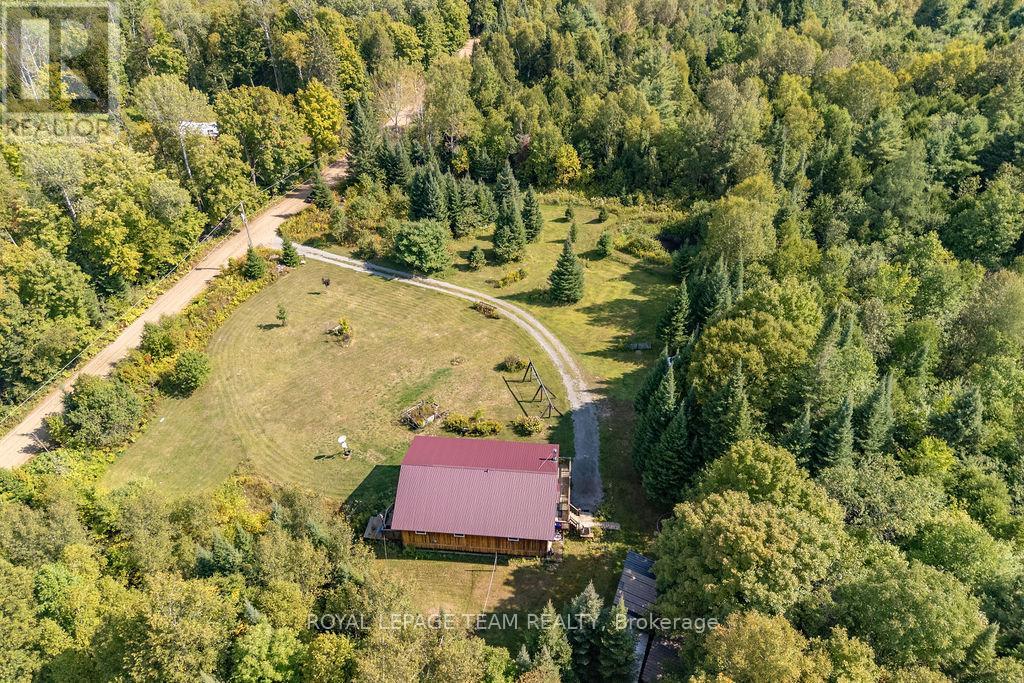 105 Heins Road, Brudenell, Ontario  K0J 2E0 - Photo 14 - X12869076