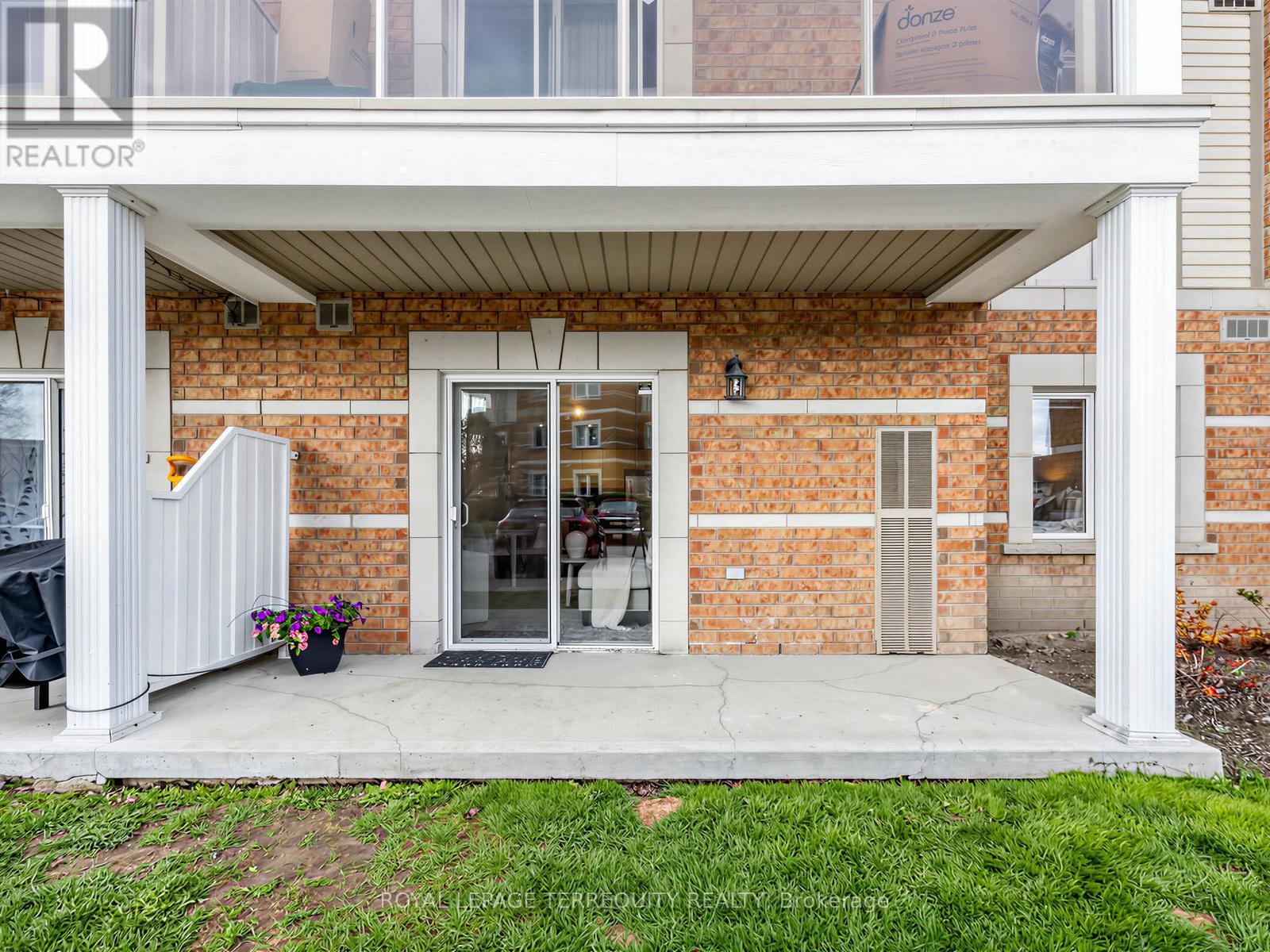 102 - 124 Aspen Springs Drive, Clarington, Ontario  L1C 0G8 - Photo 15 - E13094362