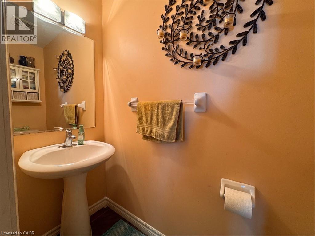 777 Karlsfeld Road, Waterloo, Ontario  N2T 2X2 - Photo 11 - 40830187
