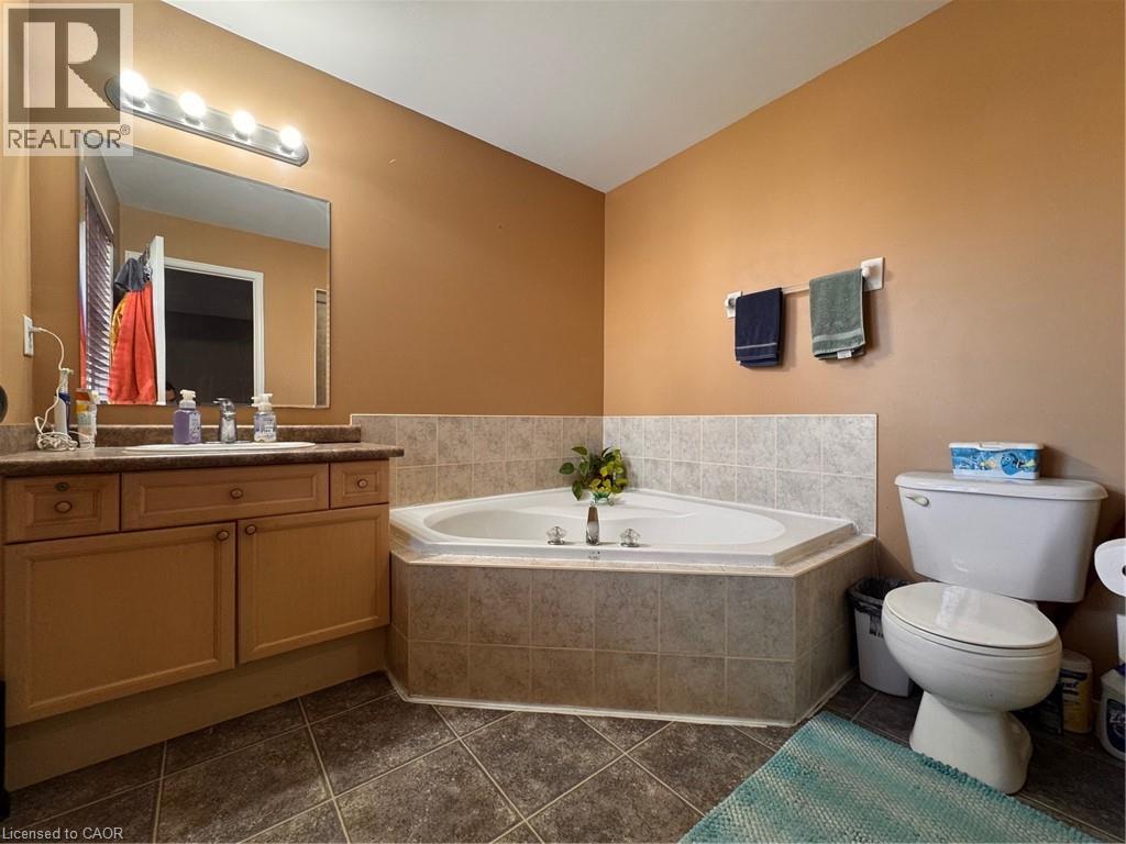 777 Karlsfeld Road, Waterloo, Ontario  N2T 2X2 - Photo 22 - 40830187