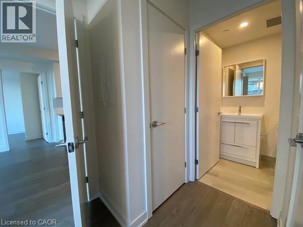 212 King William Street Unit# 404, Hamilton, Ontario  L8R 0A7 - Photo 8 - 40830088