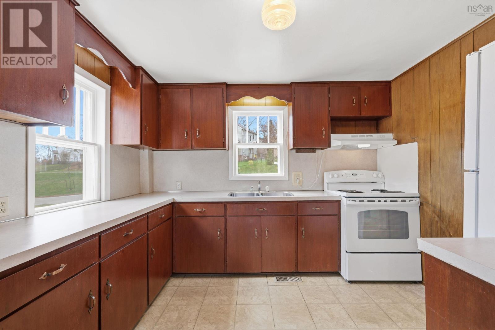 241 Johnstone Avenue, Dartmouth, Nova Scotia  B2Y 2K8 - Photo 7 - 202610782