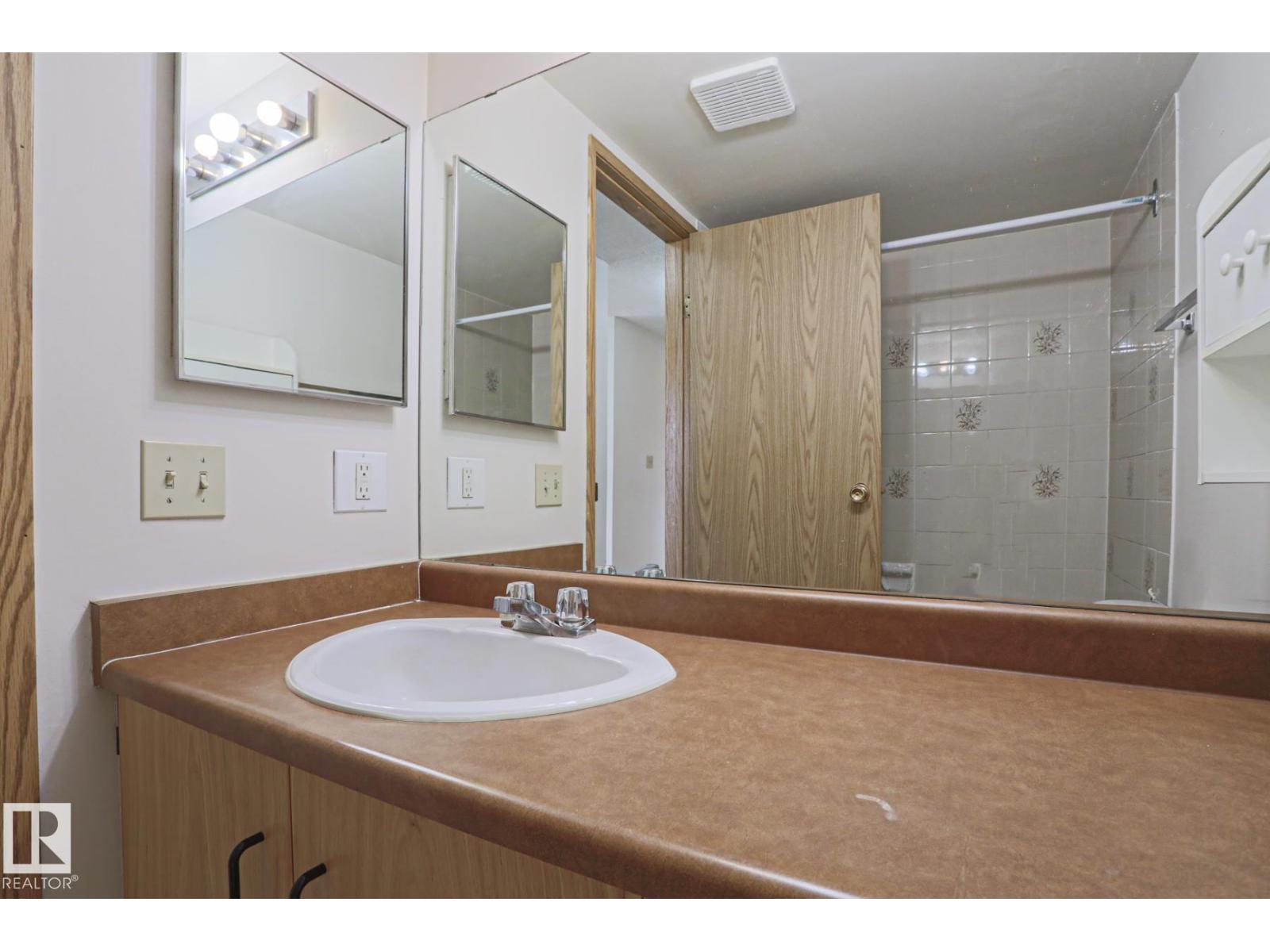 Unknown Address, ,     - Photo 21 - E4487557