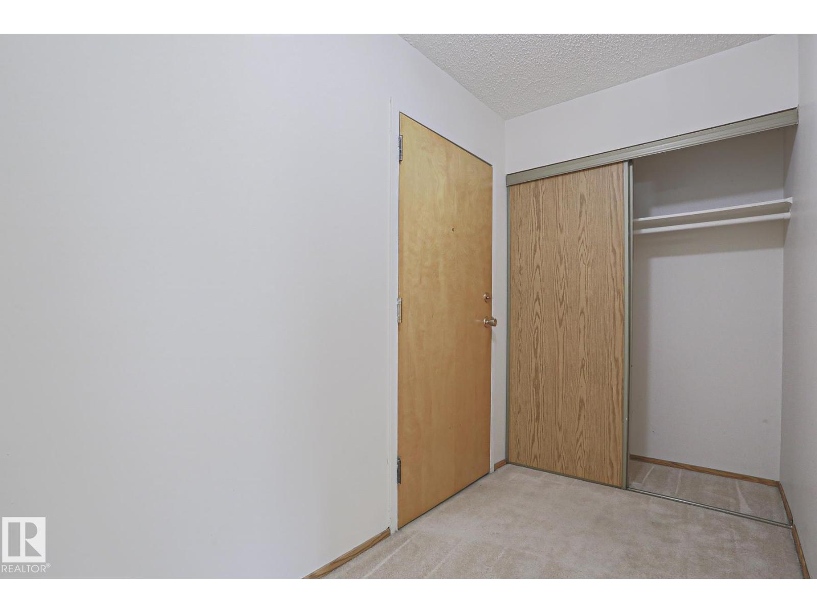 Unknown Address, ,     - Photo 5 - E4487557