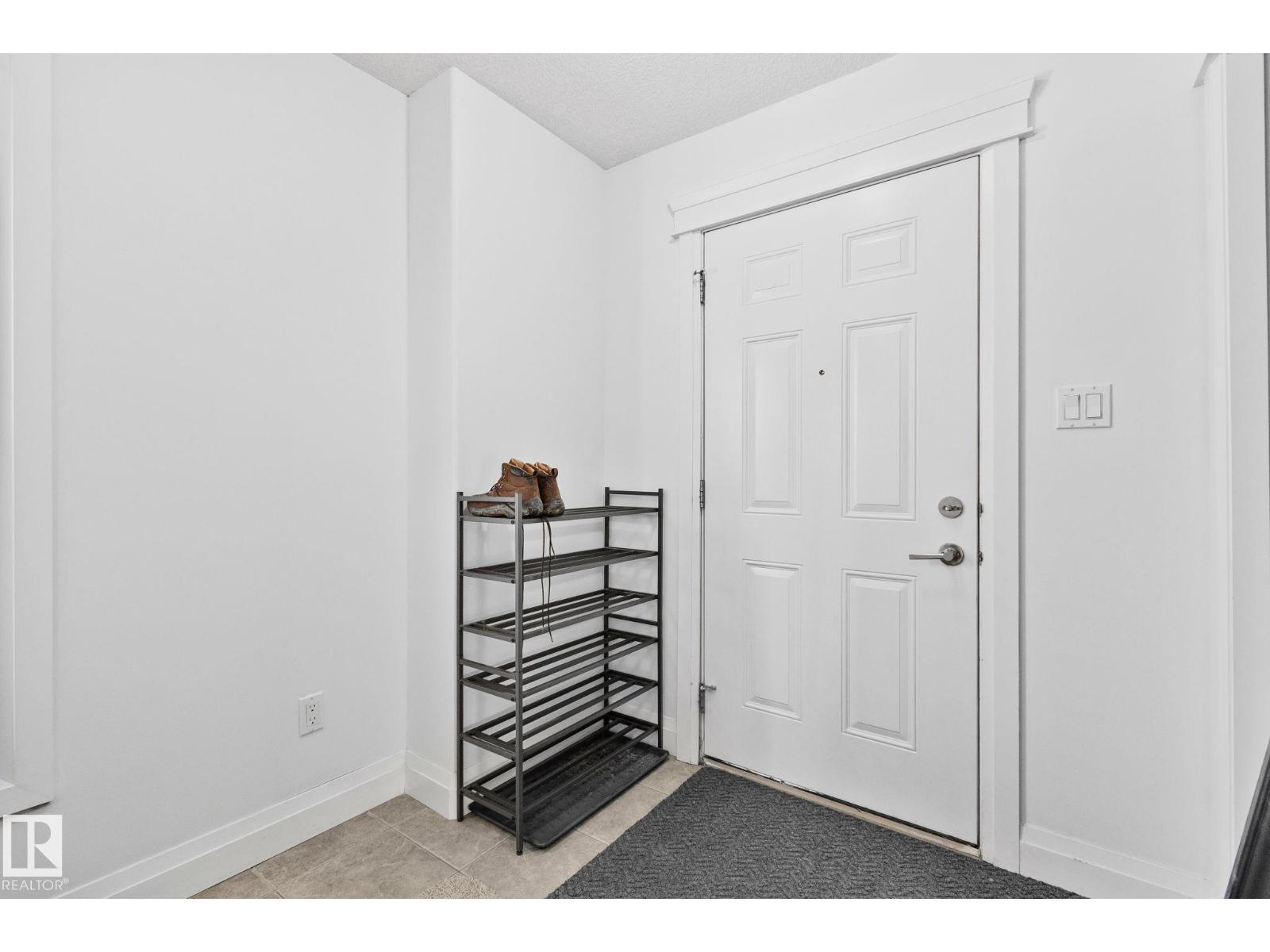 10813 66 Av Nw, Edmonton, Alberta  T6H 1Y1 - Photo 2 - E4487559