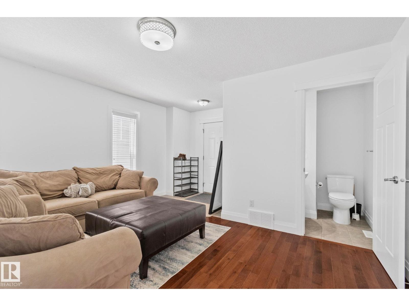 10813 66 Av Nw, Edmonton, Alberta  T6H 1Y1 - Photo 3 - E4487559